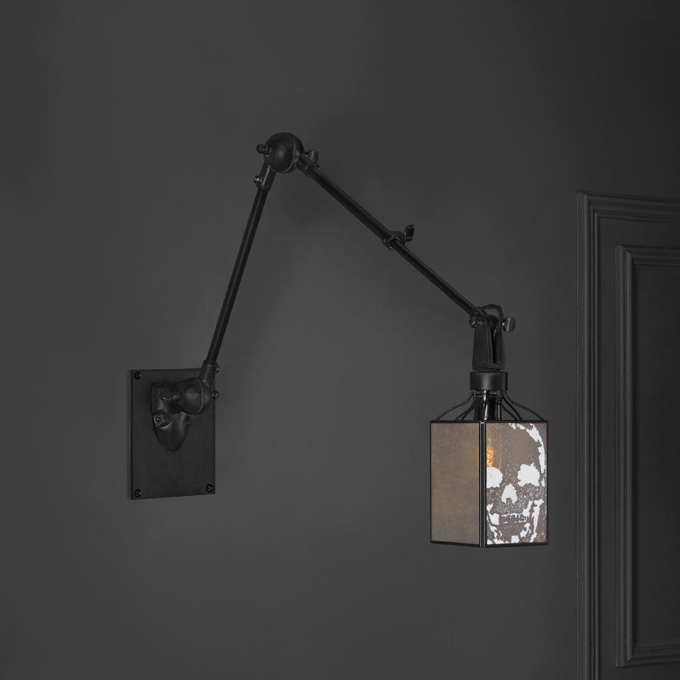 Lámpara de Muro Rivera Cráneo